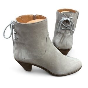 Lucky Brand Jalie Gray Lace Up Ankle Bootie size 9